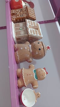 للحجز • راسلوا صفحة