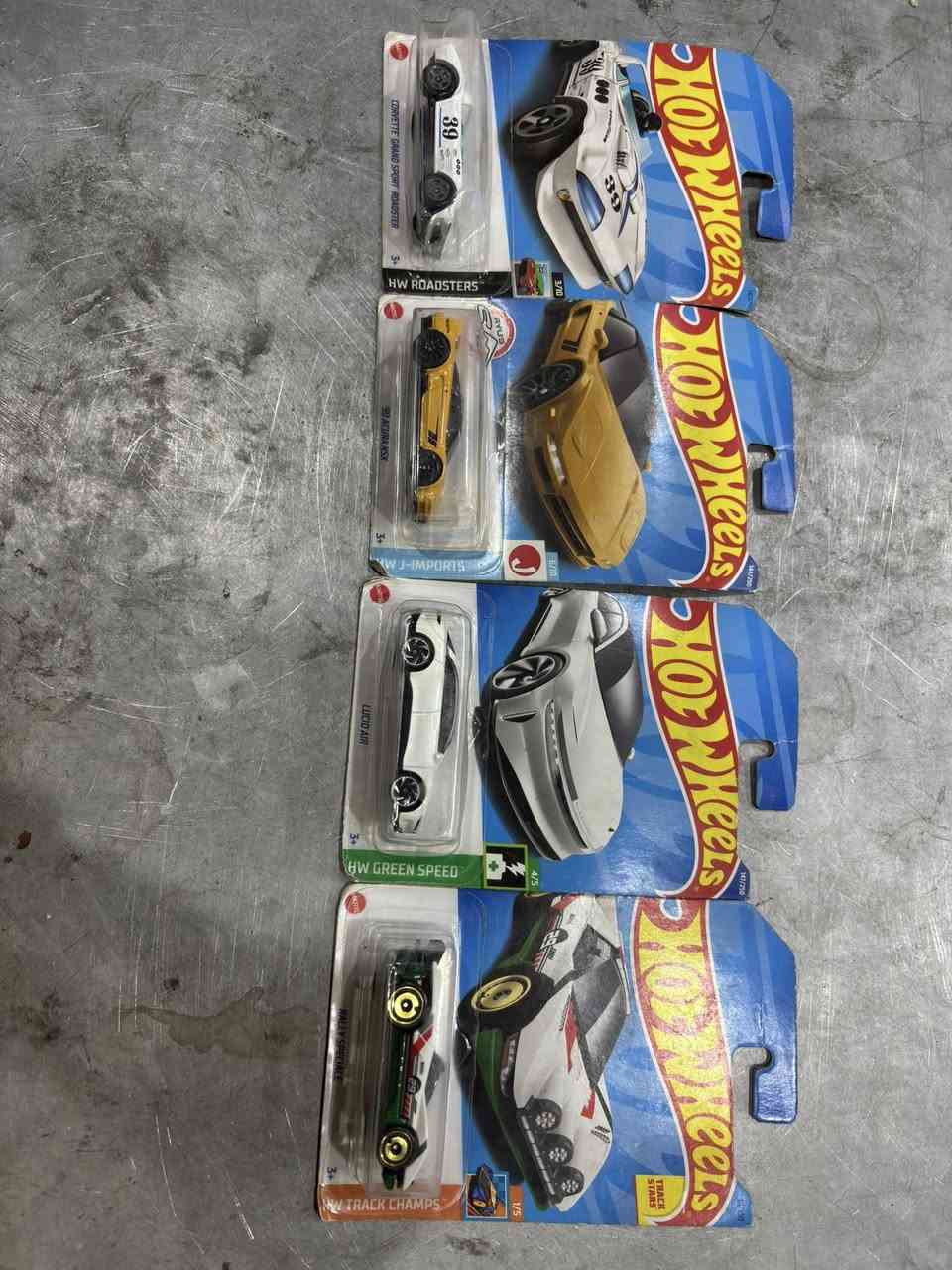 ￼توفرت من جديد و أشكال جديدة 😍🔥

مجموعة سيارات
صناعة شركة HotWheels 

الحجم 1:64

السعر ألفين ونصف فقط للقطعة 🔥 

يتوفر توصيل لجميع محافظات العراق 🤩💙

 📍العنوان / شارع فلسطين - خلف المستشفى العالمي 
مكتبة الأمين للحجز و الاستفسار على الرقم او مراسلة الصفحة ***********
#مصغرات #سيارات_مصغرة #بغداد
