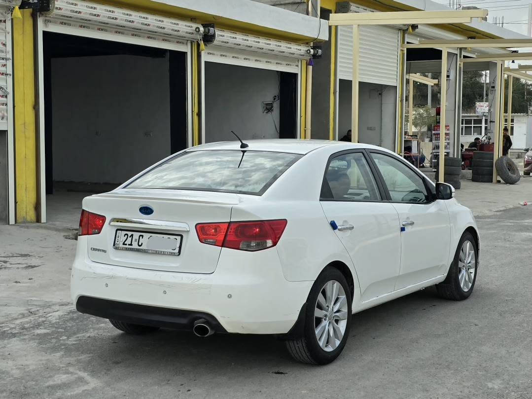 للبيع كيا سيراتو 2012 خليجي ✅
رقم سليمانيه الدولي مجدد تحويل مباشر 
محرك 1600 دووش شرط برغي ممفتوح منه
سياره مكفوله بدون صبغ و بدون تبديل بدون حادث
فقط بيهه شبرين بارد و فحص السونر بالمنشور 
تتفئه و تبريد ثلج + تخم تاير جديد شادله 
سعر السياره 114 ورقه فقط 
عنوان السياره ديالى - خانقين 
للاستفسار 📲  ***********

مواصفات السياره 🔰
( شفتات بالستيرن + حساسات خلفيه + تبريد لمس بيانو +
مريات شفط + تحكمات جهتين + 5 ويلكب حجم 17 بلادي +
داخل اسود المرغوب + كير 6 نمر + بريك ABS + اشاير بالمري ) خناقين, ديالى
