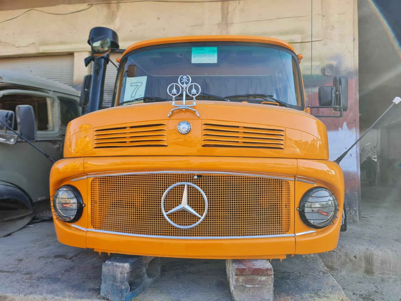 للبيع 
قماره اقجم ألماني مصبوغه عام جاهزه من كلشي القماره سويج المكان الفلوجه الحي الصناعي ***********  
السعر[ 11 مليون ونص وبيها مجال بسيط]
