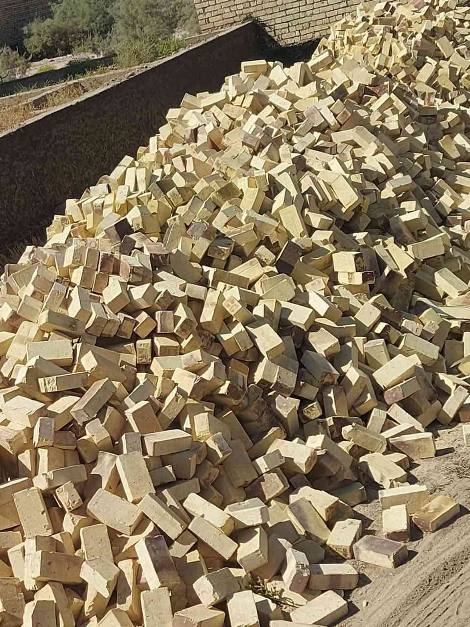 سلام عليكم تجهيز طابوك عادي وجمهوري شرط مكلاب سعر مناسب ورمل وحصو وجلمود وسبيس, ***********
