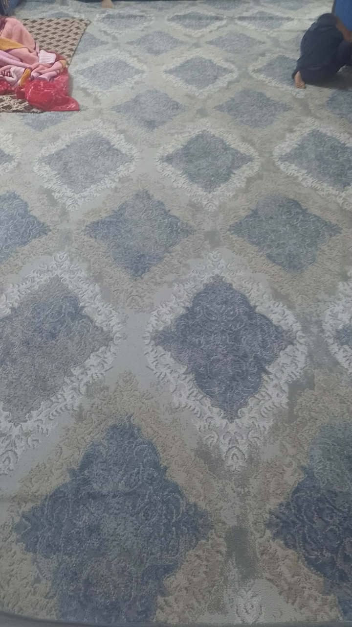 للبيع
بلازمه حجم ٤٢ وبيه نت سعر ٢٠٠
ثلاجه جبيره جديده سعر ٦٥٠ 
مكيف طنين ونص سعر ٣٧٠ 
 طباخ ايطالي سعر ٥٠٠
سنك سعر ٩٠ 
كاربت سعر ١٨٠ 
١٠ مقاعد تخم سعر ٢٧٠ 
وبيه مجال ع خاص 
رمادي ابو فراج تعدي جسر شوي ابو فراج سيطرة
*********** اتصل ع رقم
