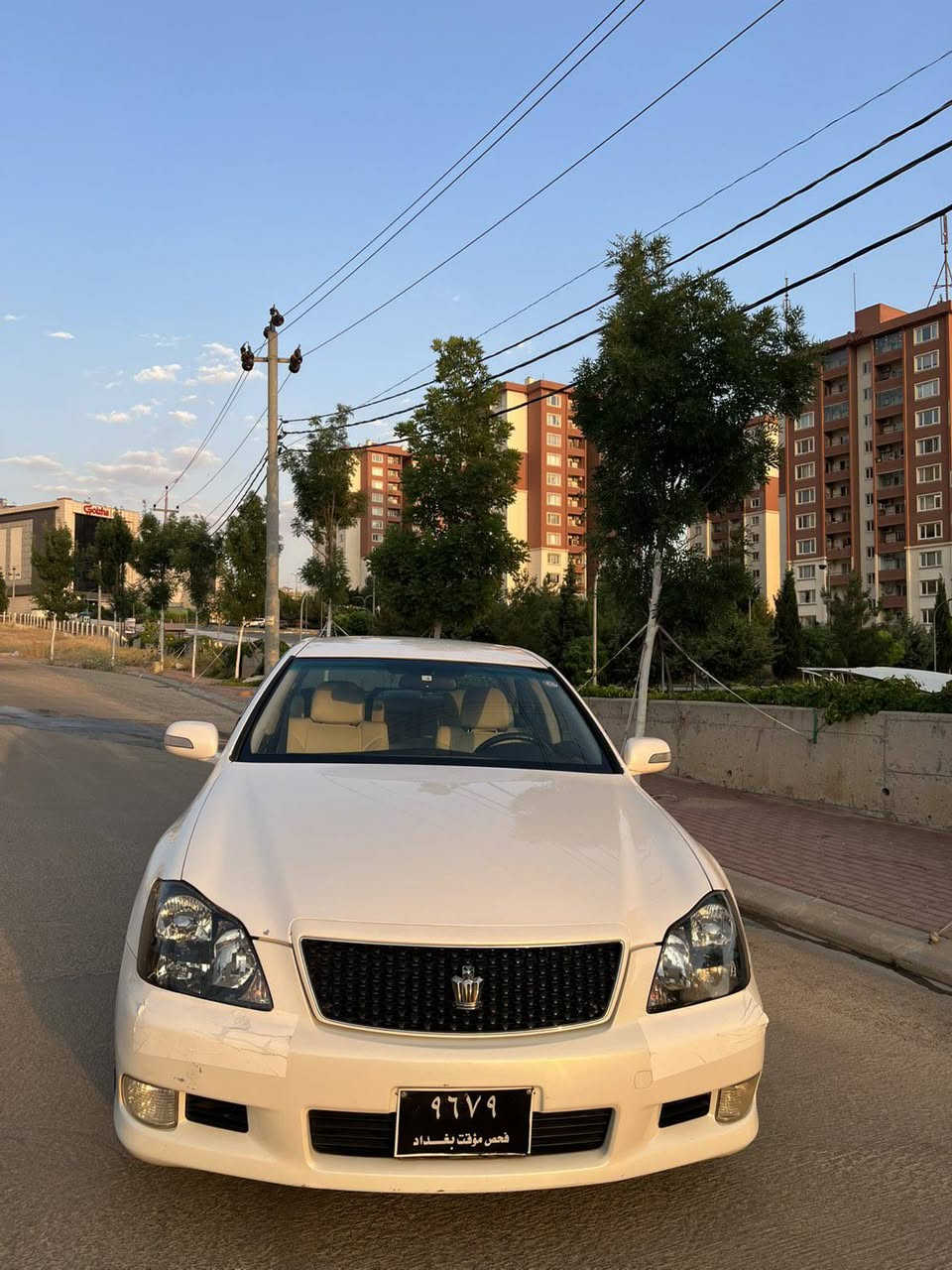 شاهینە 184 بۆفرۆشتن ساخ ساخ سەیارەکە هی ماڵی خۆمە کامل سێرڤسم کردوە لەوەتەی داخڵ بوە لای خۆمە بەشەرتی هەمو شتێک کۆدی بۆ کراوە لە سلێمانیە بۆ زانیاری زیاتر تەلەفون بکەن 
***********
