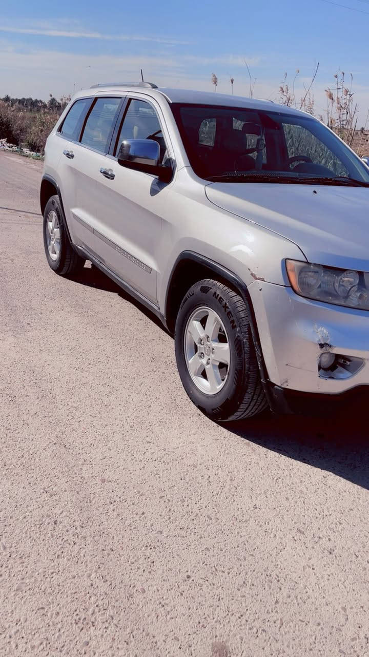 ‏سلام عليكم سيارة للبيع موديل 2012 هاي السيارة بغداد أغاني حسينية الراشدية يريد اتصل عليه ويعرف تفاصيل اكثر بيع اموس ***********￼
