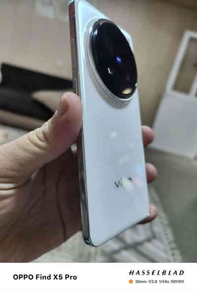 Vivo x200 pro 
12/256
Battery 100
خاوێنی ١٠٠٪
گەیاندن بەردەستە
0773 172 1231 السليمانية
