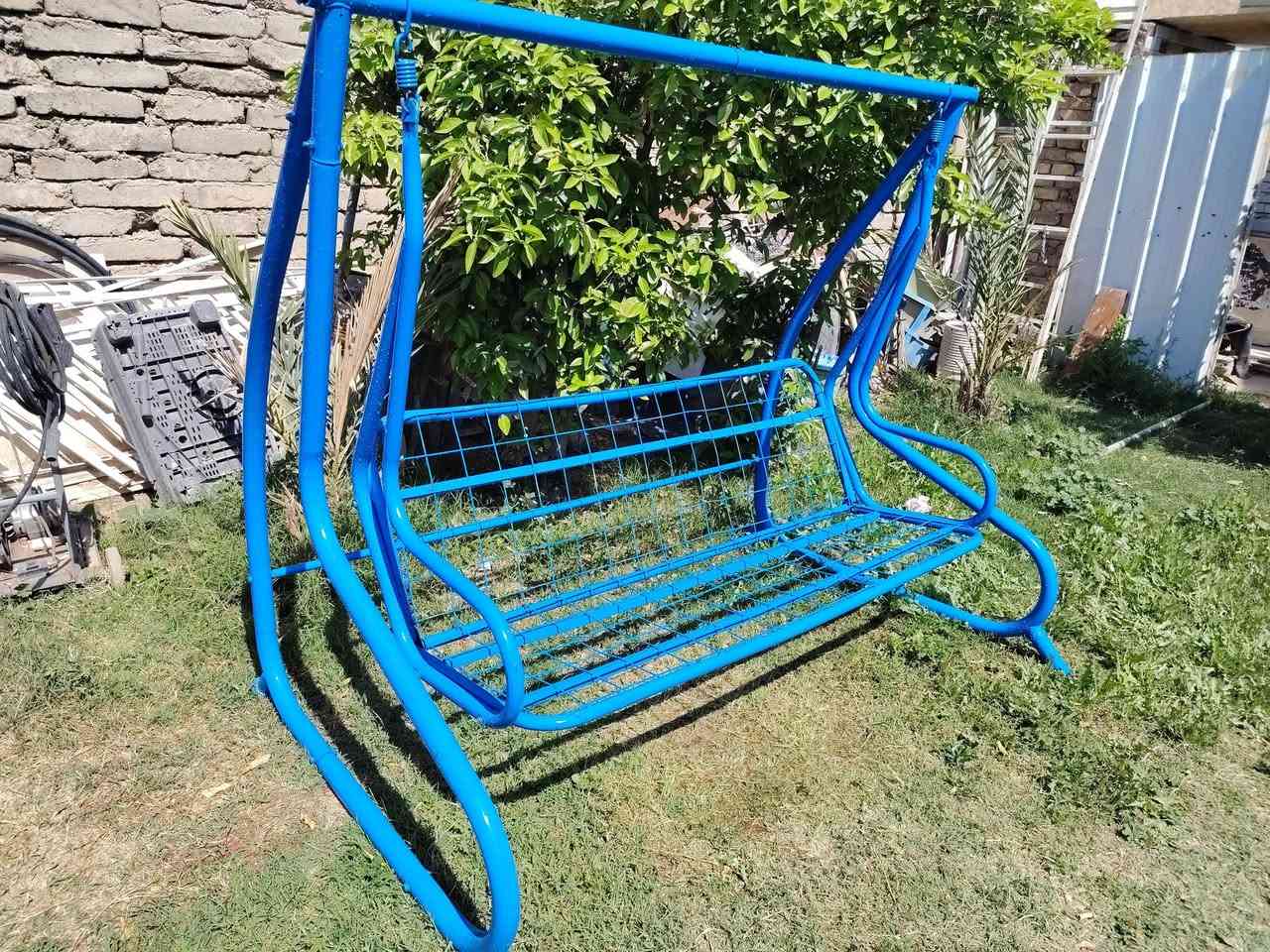 للبيع مرجوحة حديقه نظيفه جدا مابيه اي ضرر ولازنجار ولامصلحه نهائي سعره 150 الف في مركز مدينة الحله حي الزهراء قرب مجسر الام مقابل دائرة التقاعد موبايل ***********
