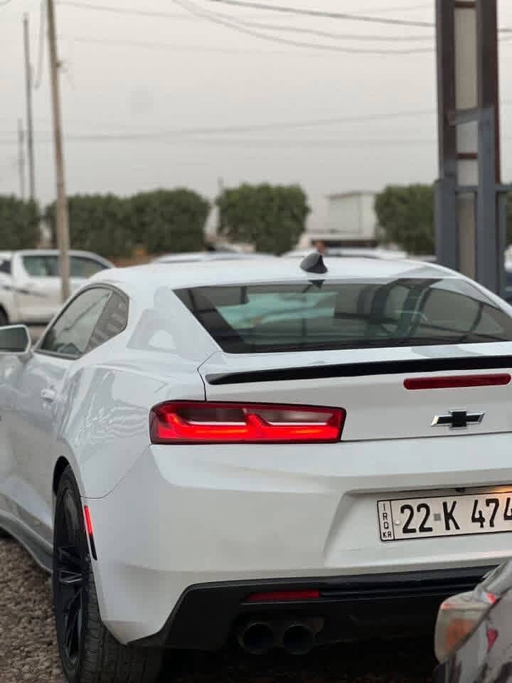 هاي الحلوة للبيع 
شيفي كمارو ٢٠١٦ ستة سلندر فول الفول 
سيارة جاهزة من كلشي مكينة كير كله جديد 
حادثها تافه موضح بالمنشور 
سيارة جديدة وجاهزة للاخير ونظيفه لا تقارنها بالتعبانه
ماشية ١٣٥ كيلو 
رقم اربيل 
عنوانها بابل 
واتساب 
***********
السعر ١٣٥$ وبيها مجال
