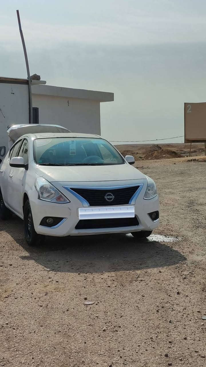 بسم الله الرحمن الرحيم
السلام عليكم 
سياره نيسان سني هندي مديل 2024 بليته زرقة مكفوله كفاله عامه اخذته زيرو عل حره عل ايدي السياره اسبيرهه منازل
سياره ماشيه ٢٧الف السياره بغداد سنويه بأسمي 
السعر١٢٥
الرقم الهاتف *********** العنوان الامين الثانيه
