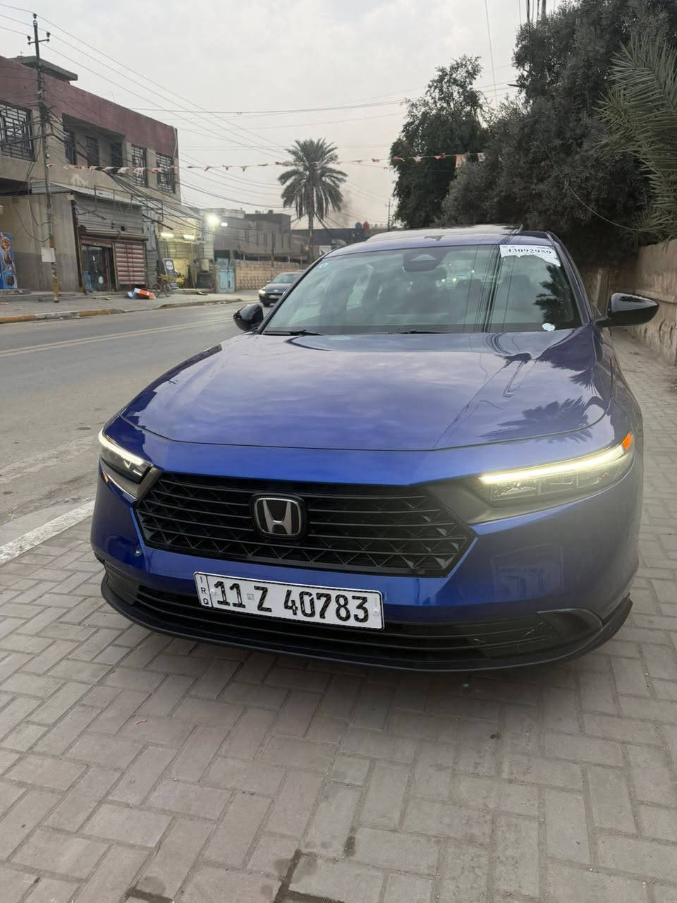 اكورد موديل 2024 الفى سبورت السياره مكفولة كفالة عامة بدون لا تبديل ولا صبغ بيها طخة بالدعامية موجوده صور الحادث بالمنشور وموجود صور من سويتها ماشية 21 ألف مكاني بغداد السعر 215 الرقم ***********
