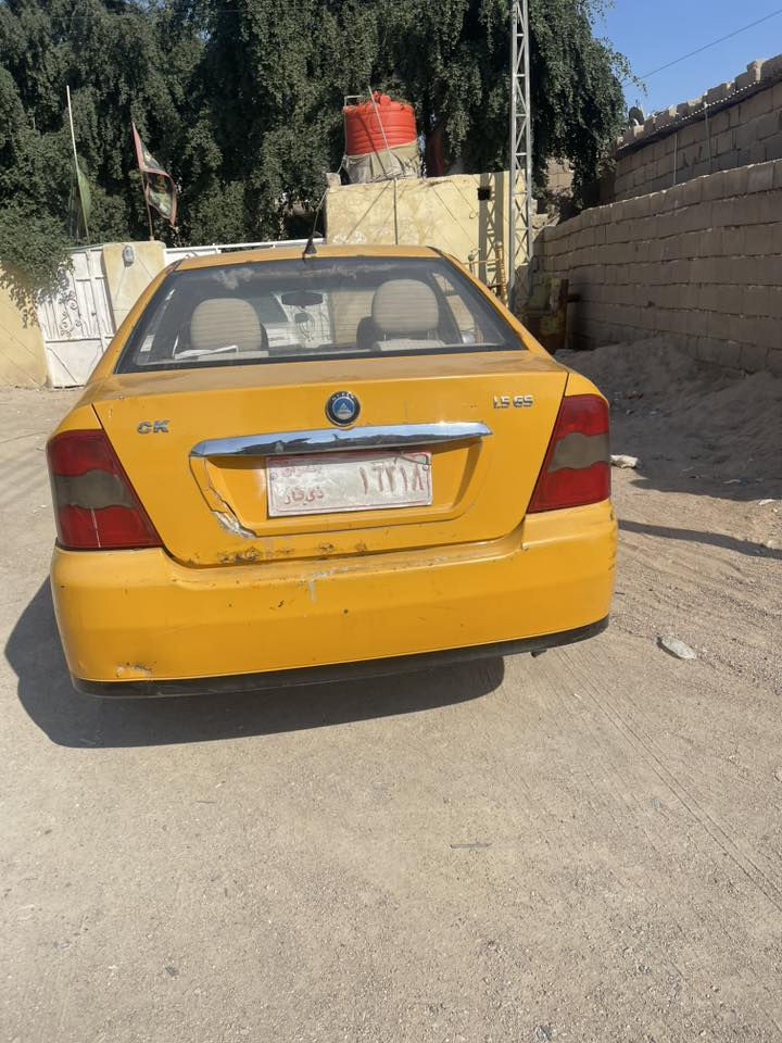 السلام عليكم
سياره ck للبيع رقم احمر ذي قار  السياره بيه خيط بخار  وصفحة الباب مدعومه  مكان السياره البصره سفوان  سعره ٨ ورقات

للتواصل ***********
