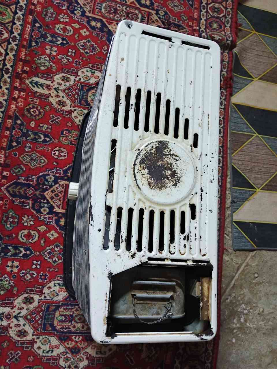 صوبه للبيع شغاله مبيه شي لا ريحه ولا تصرف نفط ‬‏اب40 وبيه  مجال اي ستفسار على رقم‏‪***********‬‏
