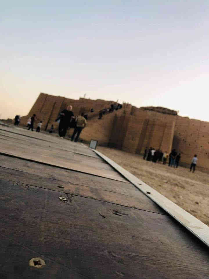 #رحلة_الأهوار_يوم_الجمعة   😍
الأنطلاق الجمعة 7 صباحاً 
جولات سياحية داخل الاهوار بالمشاحيف والزوارق 
سعر النفر )10) الف
🥰🥰🥰🥰🥰🥰🥰🥰🥰 
سارعو بلحجر قبل اكتمال لعدد 
***********
***********
كوت شارع النسيج الشارع الخدمي حي سلام
