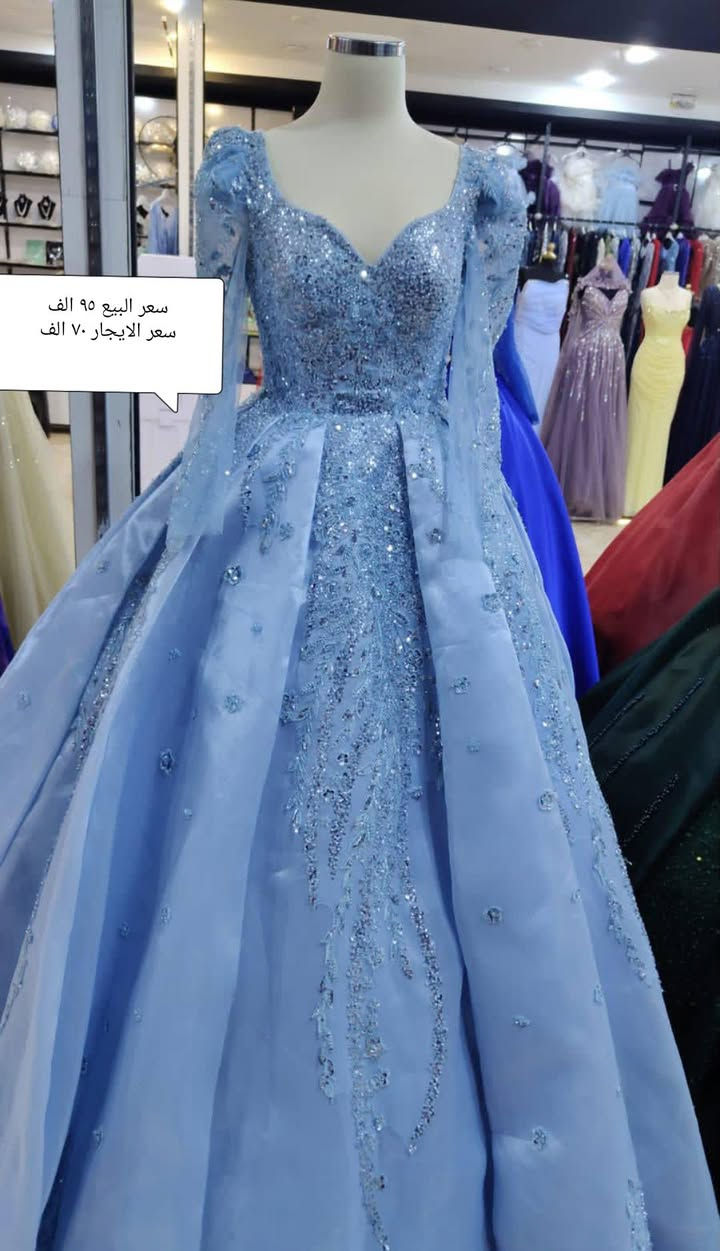 .....تصفية محل فساتين .....
الاسعار موجودة على كل صورة
للاستفسار واتس آب فقط على الرقم(***********)
