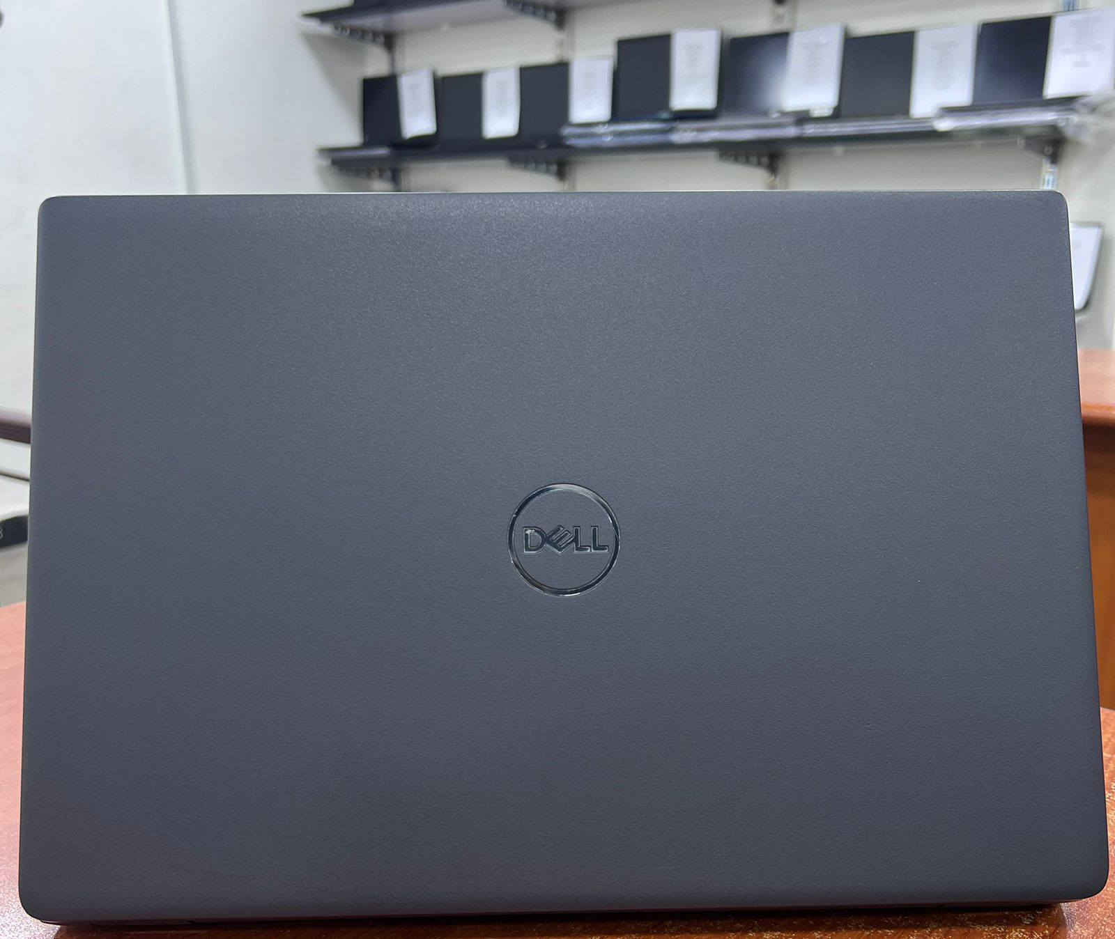 DELL 3410 Ci5 جيل عاشر سلم خفيف الوزن
. 
 السعر  ثابت 275  الف مع التوصيل 
. 
مناسب للدراسة والبرامج المكتبية والطباعة والتصفح  نظافة عاليه جدا
النظافة شرط اخو الجديد تفحص بيدك واجيك يلة تأخذها 
……………………
 المعالج Core i5-10 th. 
 ذاكرة الوصول العشوائي (الرام) 8GB 
 التخزين( الهارد) SSD 256GB 
 مقاس شاشة 14دقة عاليه  
 كيبورد  عربي انكليزي 
…………………………………


**إذا كنت صاحب هذا الإعلان وتريد حذفه لأي سبب، رجاءا أرسل رسالة إلى الدعم الفني**