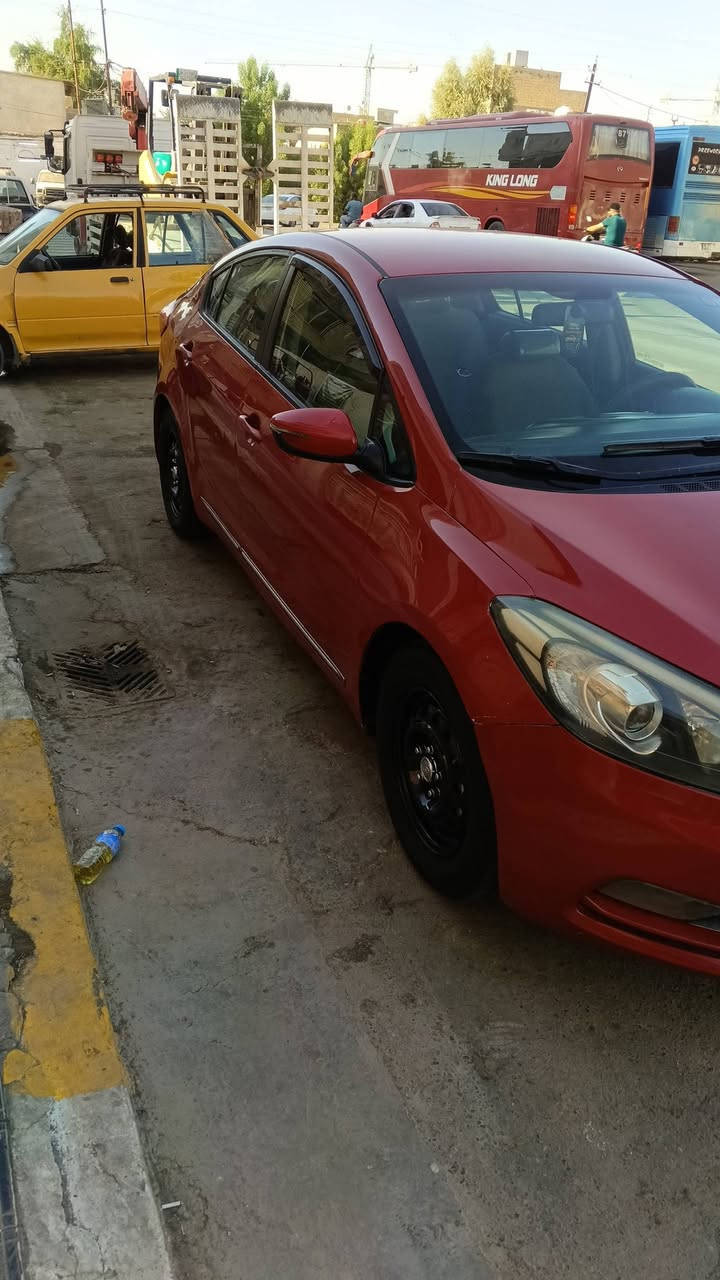 سلام عليكم فورتي موديل 2015 حادثهة بنيد وجاملغات ثنينهن لامامية بيهة شاصي  لايسر كير مكينة خير من لله  مكان سيارة بغداد كاضمية
99 $ وبيهة مجال بسيط سونار مرفق بال منشور  بسمي سيارة
***********
