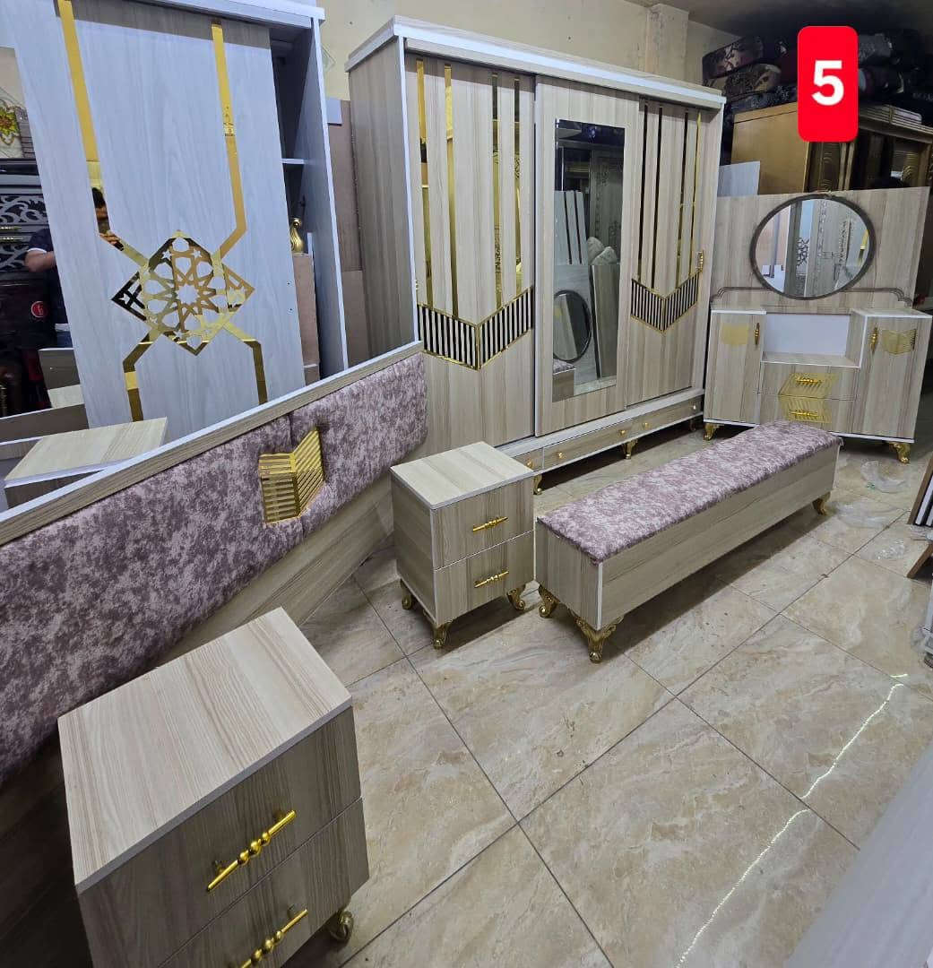 💥العروض الحقيقية بتلاقيها عنا بس👍
🛏️ غرفة نوم  جرار خشب لمايكا 18مم + فرشة هدية0968277037
💰6 مليون و500 ألف فقط!
🎨 تصميم عصري وأنيق يشمل:
✨ سرير مجوز صندوق 160×200
✨ خزانة 3 أبواب جرار 220×217 [مقطعة رفوف من الداخل مع تعاليق للملابس ] مع 3دروج للخزانة
✨ مكتب مع مرآة + 4 أدراج + تابورية
✨ كمدينتين + شازلونة للسرير
🚛 توصيل وتركيب سريع حتى باب بيتك!
📲 احجز الآن قبل نفاد الكمية واستمتع بغرفة أحلامك!


**إذا كنت صاحب هذا الإعلان وتريد حذفه لأي سبب، رجاءا أرسل رسالة إلى الدعم الفني**