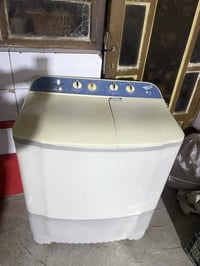 غساله LG نضيفه كلش وشغاله كلهة عل فحص سعر50 وبيهة مجال بسط للستفسار ات...