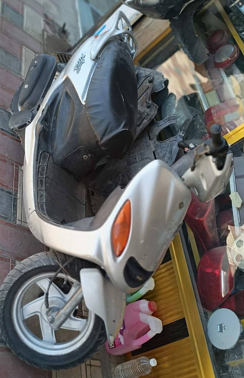 البيع دراجه الكزز فحل مكفول من مكينه من كفر درجه كلش جديد سعره ٩٠٠ بيه مجال قليل التصال عله الرقم ***********
