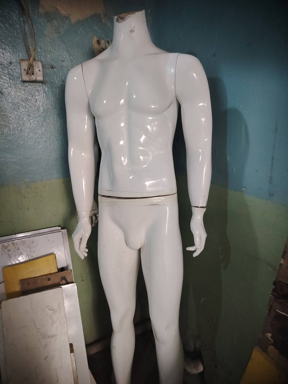 ملكانات رجالي بيهن زين وبيهن تعبان بس مابيهن اي كسر او فطر
سعر جمله وارخص
***********
مدينه صدر
