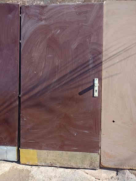 بوب خشب للبيع بدون چراچيب عدد6نضافه فول ***********
