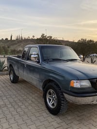 سلاو تان لێبێت هاوڕێیان  ئەم سەیەرە بۆ فرۆشت مازدای ئەمری کیە تاکو ڕوب...