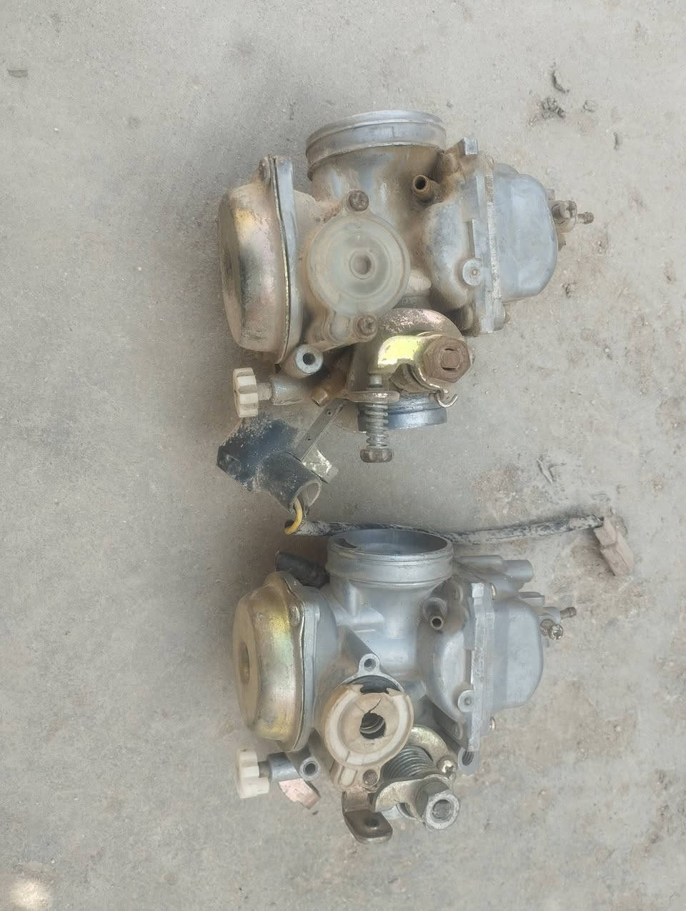 سلام عليكم كابريتات فراشه اصليه شغاله تفحص يلا تاخذ سعر خاص تصل واتساب وبيك خير ودلل على هاذ رقم ***********
