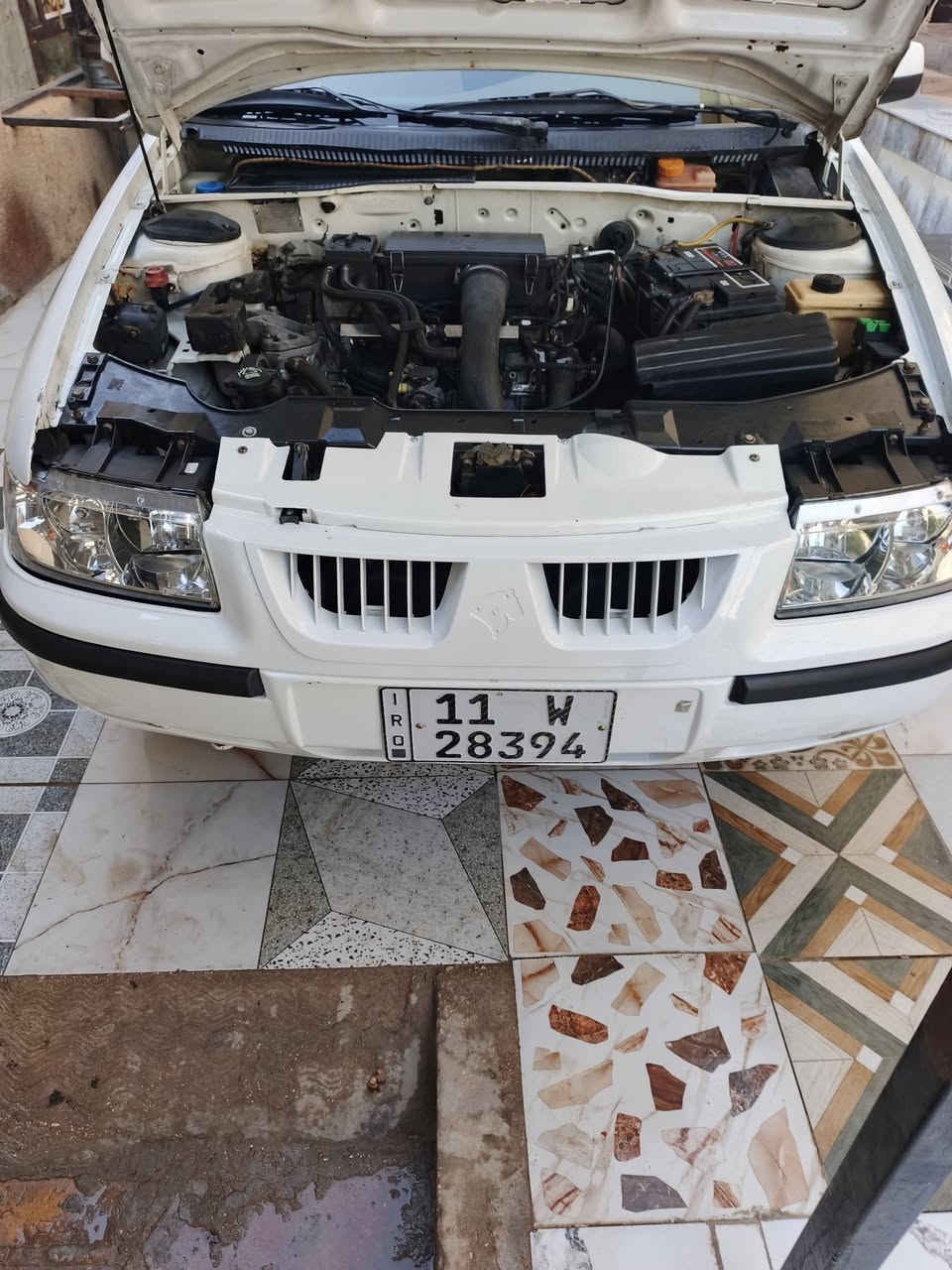 سلام عليكم سمند مديل ١١للبيع مكينه صار شهرين من شادلة خير من الله السياره حديدية جديدة كهربائيات شغالة  السيارة بسمي رقم إنكليزي تنتهي لغاية ٢٨  مكان السياره بابل طهمازيه سعر 32 وبيها مجال ***********
