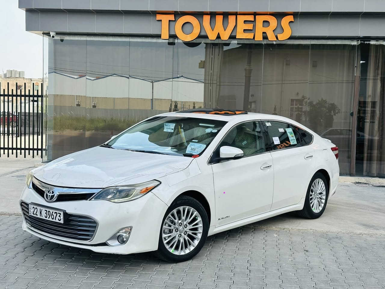 Toyota Avalon 2013
تويوتا افلون ٢٠١٣ وارد خلیجي 
مواصفات لمتد ( ليد امامي و خلفي فتحة سقف-مقاعد كهرباء تدفئة و تبريد-شاشة و کامیرة  - بصمة -ويل ١٧ حساس امامي. و خلفي )

مكينة ٦سلندر حجم ٣.٥لتر تنفس طبيعي
ماشية130 الف  کیلومتر و بحالة ممتازة 

ضرر السيارة كلين بدون صبغ بدون حالبوب فقط بية شبر بارد السیارة جدا نظیفة 

السيارة رقم اربیل 
مكفولة من كير و محرك و كهربائيات
عنواني كركوك ايسكان 
اسيا   :    ***********
كورك : ***********
