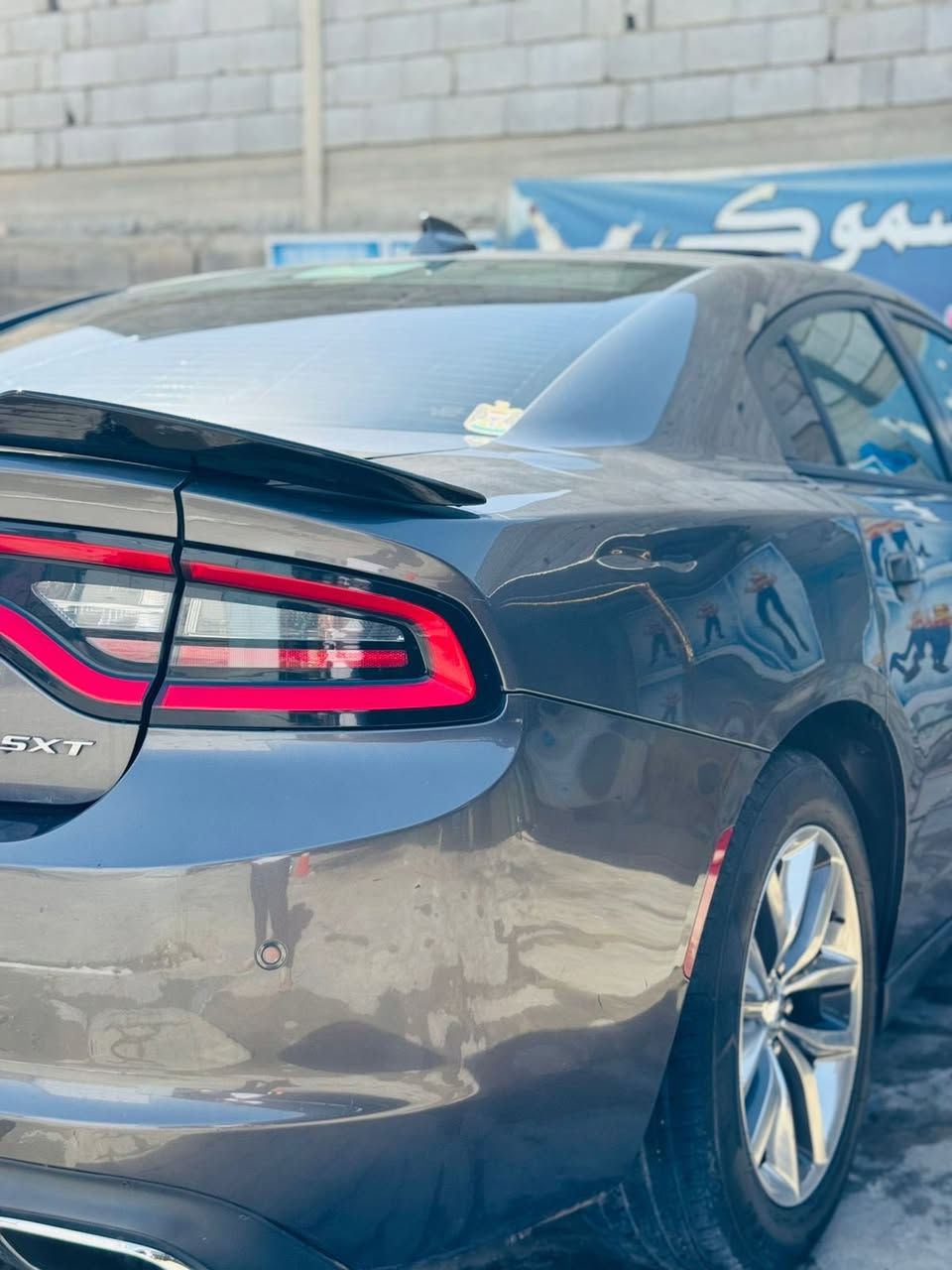 اعادة نشر بسبب الوعود الكاذبة
سلام عليكم للبيع فقط مراوس ب أوباما من ١٥ وفواق يالله سياره جارجر للبيع موديل 18 اصل 16 كلين بيها فقط طلقتين بل صندوك فول موصفات  السياره سعرها 175العنوان البصره ***********
