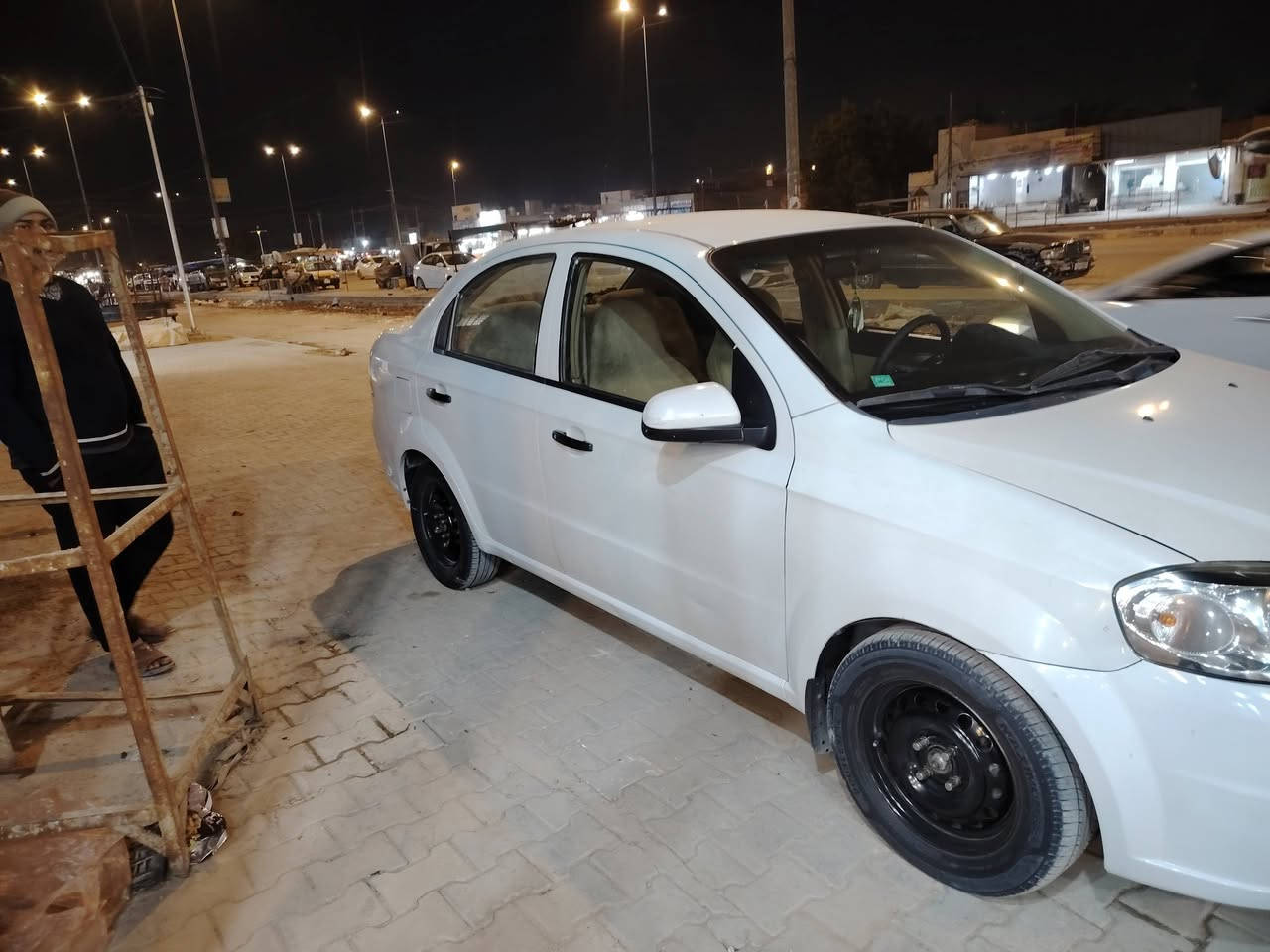 سلام عليكم افيو 14خليجي رقم وهزه جدد مداور ثاني يوم بيها منضومت غاز
كير مكينه  الف وستميه حداديه تخم تاير كله جديد بيها ٣قطع صبخ بدون دواخل مكاني نجف سعر 75وبيها مجال ***********
