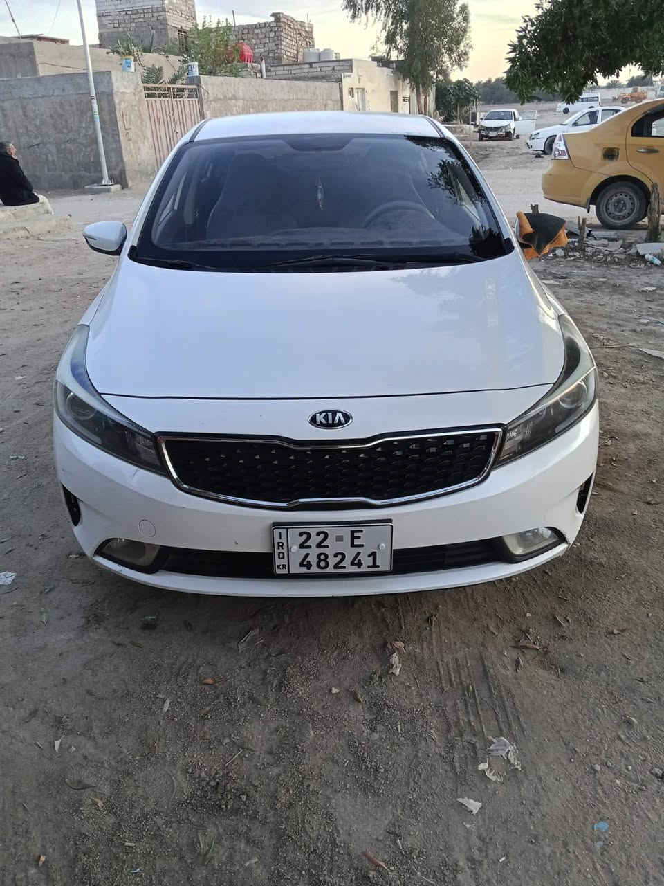 سياره سيراتو 2017مكفوله كفاله عامه عدا حالوب قليل في القماره قليل
السياره ماشيه 150 مال جناي
رقم اربيل انكليزي 
السعر/132$ بيه مجال
الرقم/
‏‪***********‬‏
الاتصال على رقم اني مكلف بالنشر
