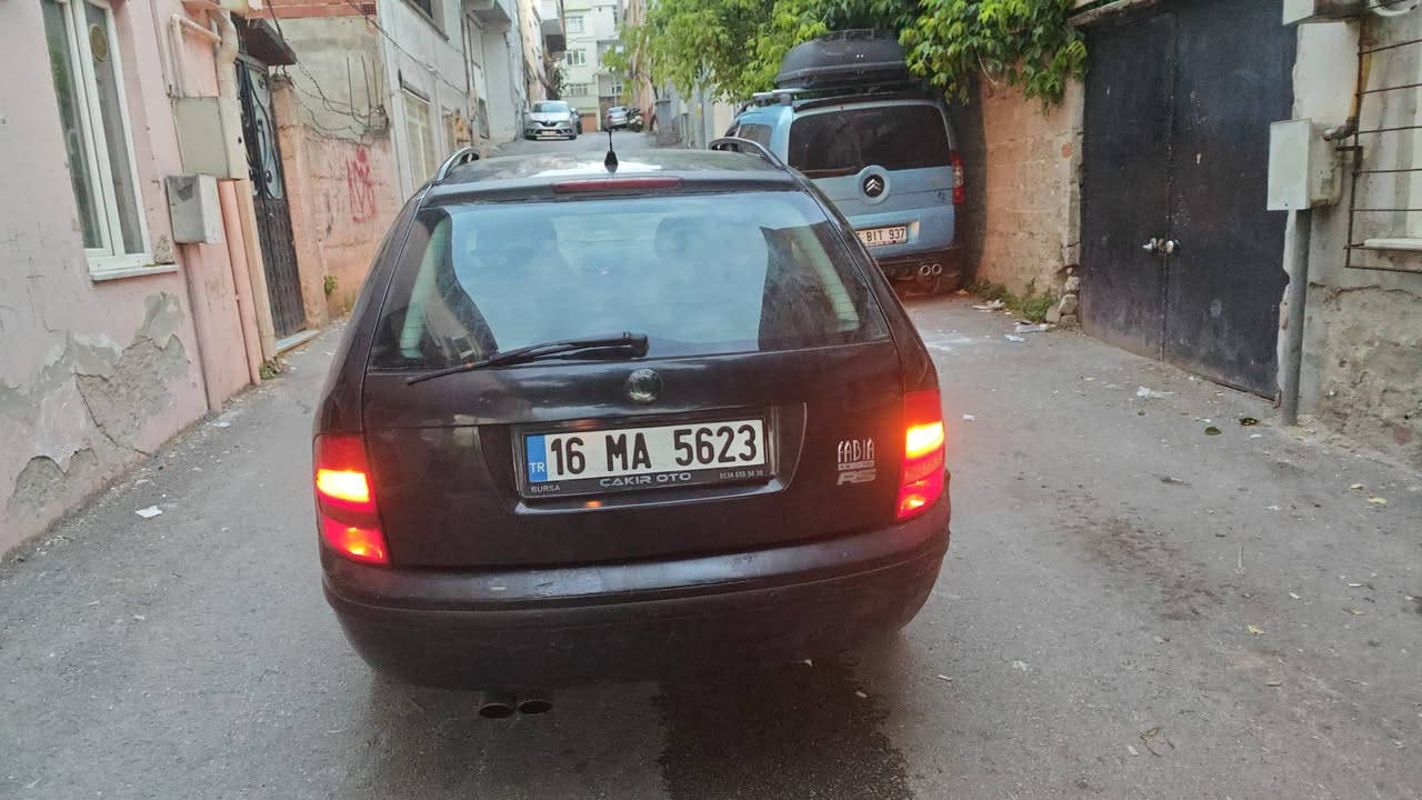 سكودا فابية موديل ٢٠٠٤السعر 165 رقم الهاتف05383968190


**إذا كنت صاحب هذا الإعلان وتريد حذفه لأي سبب، رجاءا أرسل رسالة إلى الدعم الفني**