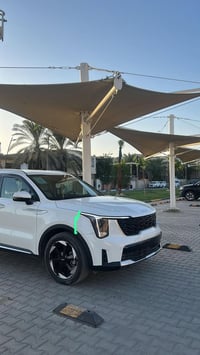 كيا سورينتو (للبيع)  موديل 2024  ماشيه 48 الف   _____________  المواصف...