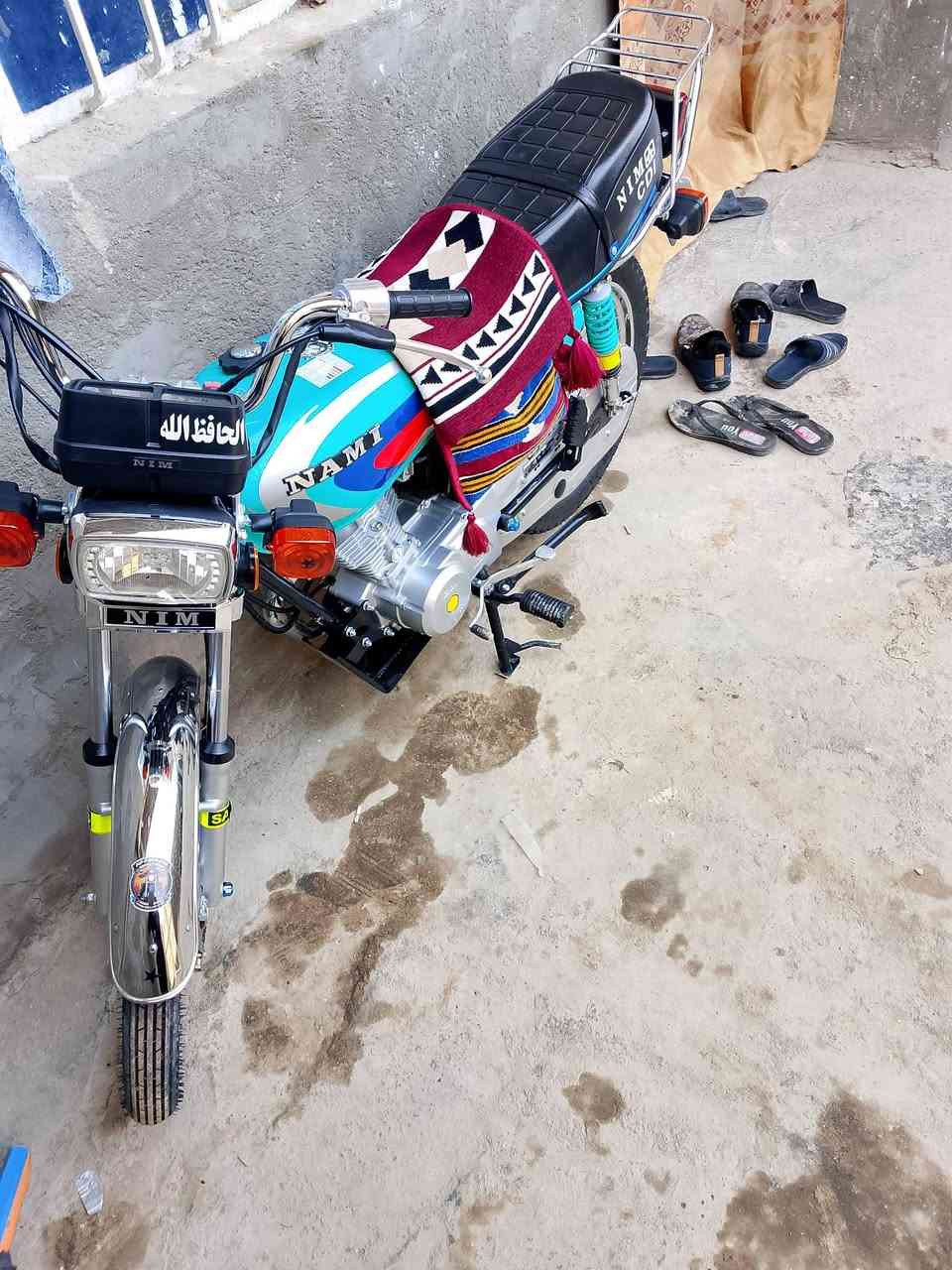 سلام عليكم حبايب دراجه البيع موديل 2026 صاله شهر من طالعه من الوكيل دراجه مامتعوبه نضافه 💯 بل 💯 سعره 800او بيه مجال مكاني كربلاء ***********هاذه رقمي الشراي يتصل
