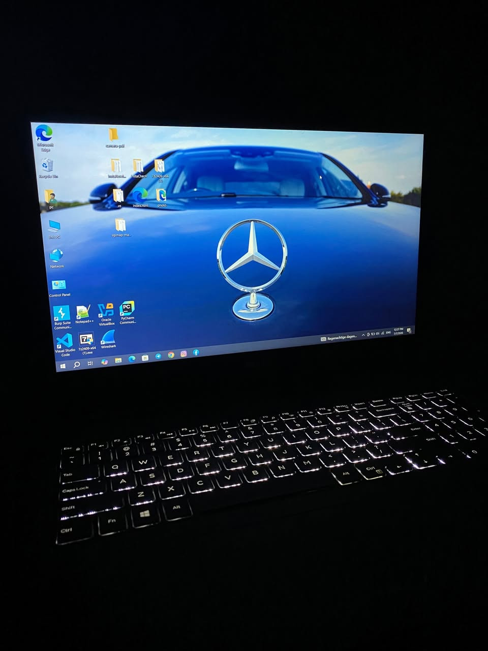 Dell حاسبة للبيع
Version: Windows 10 Pro
Process: Intel core i7
 Graphics Card: NVIDIA GeForce 920M
Ram: Ram 8
Storage: Ssd 256GB
System type: 64bit
 المواصفات موضحة بالصور
بسعر 500 الف مكاني البصرة


**إذا كنت صاحب هذا الإعلان وتريد حذفه لأي سبب، رجاءا أرسل رسالة إلى الدعم الفني**