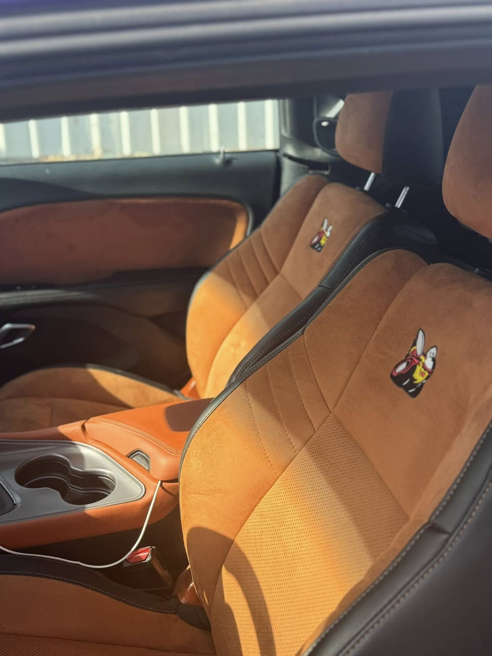 سلام عليكم♥️
دوج جالنجر 2023 sxt للبيع او مراوس حسب القناعه♥️
لون مميز بنفسجي💜
ماشيه 39 ميل قابل للزياده 
عليها وايد بدي يدوي
حادثها جداً خفيف وصور حادث والسونار كله موجود
لغد شاصي كير محرك كله كفاله 
بيها قطعتين السياره
سعرها٢٤٠ للاستفسار على الرقم فقط 
***********
