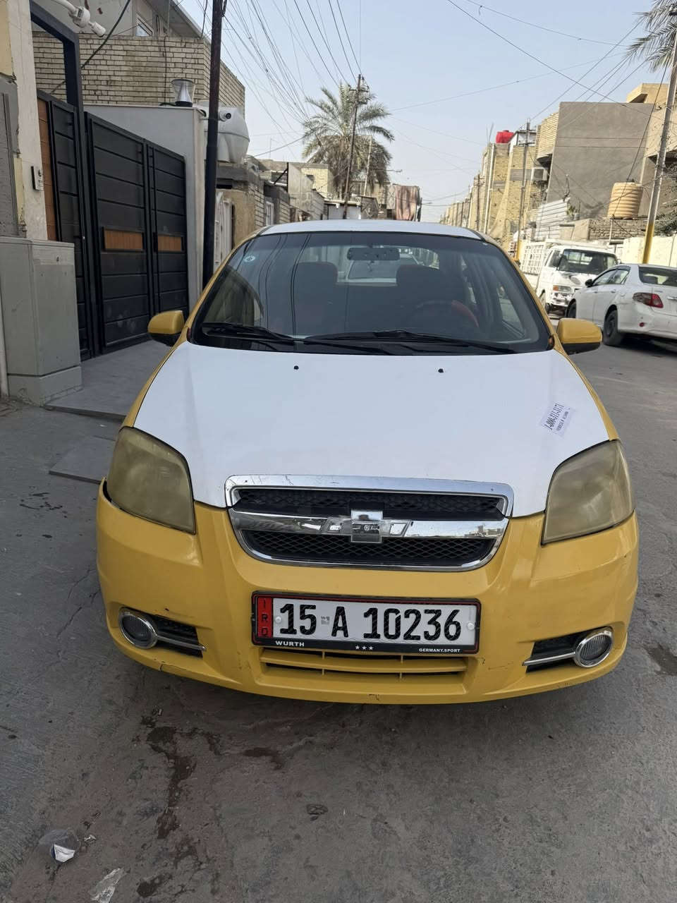 السلام عليكم افيو ٢٠٠٩ امريكي حادث باب وجاملغ خلف السائق رقم انكليزي دولي جديد وهزه جديده هيئة وغرامات مصفره كير ومكينه خير من الله صدر جديد كهربائيات كله شغاله وجديده تخم تاير جديد مشط ستيرن جديد اربع جام كهرباء شاشه وكامره دواره … ماشيه ٢١٥ الف سياره ما متعوبه مال جناي للبيع او مراوس حسب القناعه السعر ٤٧ وبيه مجال اي استفسار ***********
