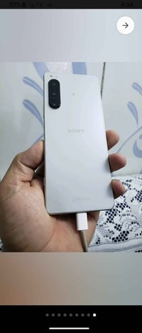 سوني اكسبيريا ٥ مارك ٤ • ١٢٨ جيجا • بطارية ٥٠٠٠