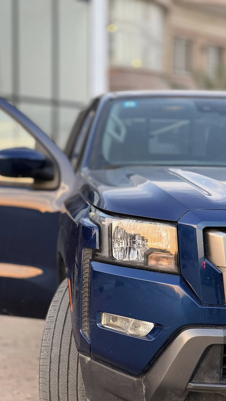 بيكاب نيسان فونتيرا 2022
مواصفات SV
🔴رادار امامي خلفي 
🔴رادار جانبي
🔴حساسات امامي خلفي 
🔴شاشة كبيره تدعم ابل كار بلي وأندرويد اوتو
🔴مثبت سرعه
🔴تحديد مسار
🔴تحكمات ستيرن
🔴كاميرا خلفيه دواره
🔴 منافذ شحن
🔴بصمة 
🔴تشغيل عن بعد
🔴شاشه وسطيه
🔴نقاط عمياء
🔴منافذ كهرباء 
🔴هوك

مكينه 3.8L 
6سلندر 
رقم بصره تحويل ثاني يوم

السيارة وارد امريكي ضرر بابين صفحه السائق راجع بارد بدون تبديل وصبغ.
الرقم :***********
