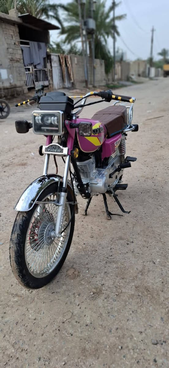 السلام عليكم دراجة أربعة كير تايكر دراجة نظيفة *********** بغداد بوب الشام
