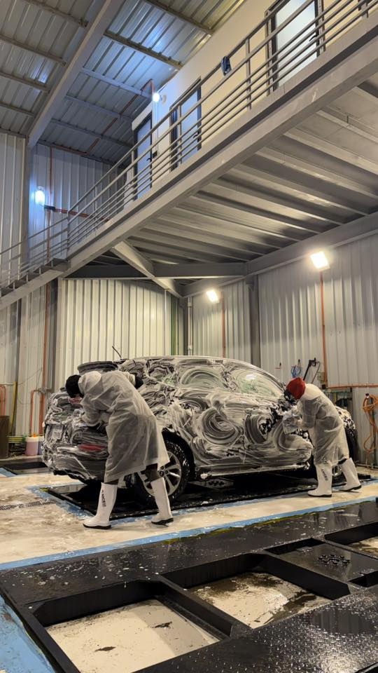 🚗🚨 وقف! سيارتك محتاجة غسلة حقيقية مو أي غسلة! 🚗🚨

افتتاح
🔥 محطة ترانزيت لغسيل السيارات 🔥
📍 حي الجهاد – الرفاق – شارع المدارس

إذا بعدك تغسل سيارتك وتطلع نفسها؟
إحنا هنا نغيّر المعادلة 💪

✔️ غسيل خارجي وداخلي باحتراف
✔️ تنظيف تفاصيل يوصل لأدق مكان
✔️ شغل سريع بدون تضييع وقت

‎✨ غسلة وحدة كافية تخليك تعتمدنا دايمًا ✨
تعال وخلّي سيارتك تخطف الأنظار وين ما تروح 😎

📞 ***********
راسلنا هسه أو زورونا مباشرة

محطة ترانزيت… تمرّ علينا وتطلع بسيارة ثانية 🔥
