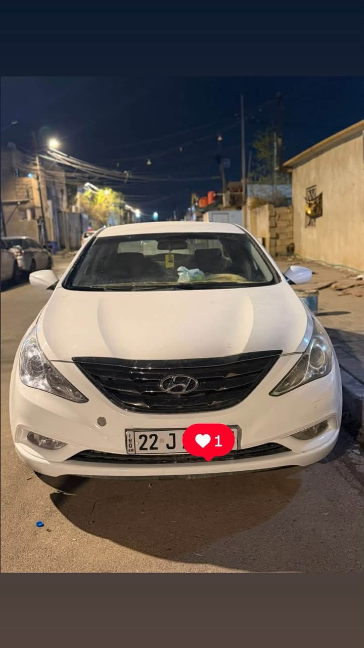 السلام عليكم سوناتا كصه جنطه رقم نكليزي سنويه بيهه حداديه 80 بالميه تبريد ضعيف شويه السعر 42 وبيهه مجال بصره القبله ***********
