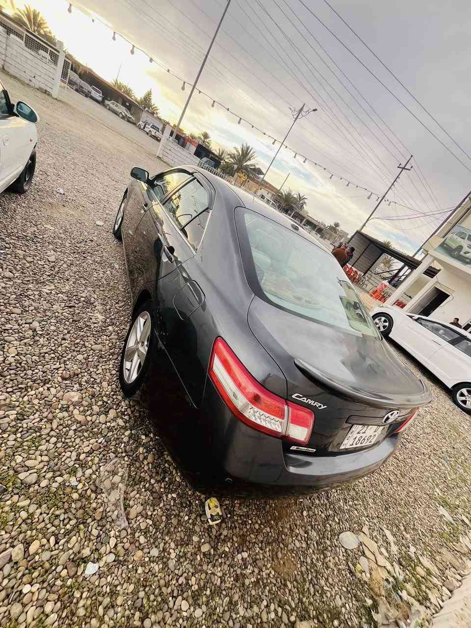السلام عليكم 
كامري للبيع 
موديل: 2010 
وارد امريكي
فئة : LE 
اللون :تفطي
محرك: (2500) 
رقم سليمانية دولي)
سنوية 2030تحويل مباشر
محرك + گير  مكفولات 
 كشن كهربائي
تحكم ستيرن 
تبريد تدفئة شغالات 
شاشة +كاميرا خلفية
3 قطع رش  فقط بدون دواخل 
السعر: 107وبيها مجال
المكان: العلم 
***********
