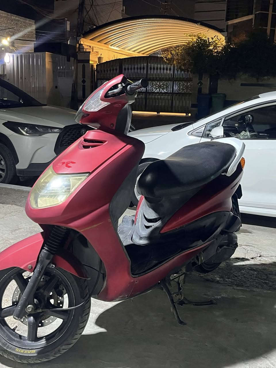 سلام عليكم
سكنس نثيه للبيع ...

كفرات بلاد وكهربائيات كله شغالل 

📍بغداد حي العدل 
📞☎️***********
