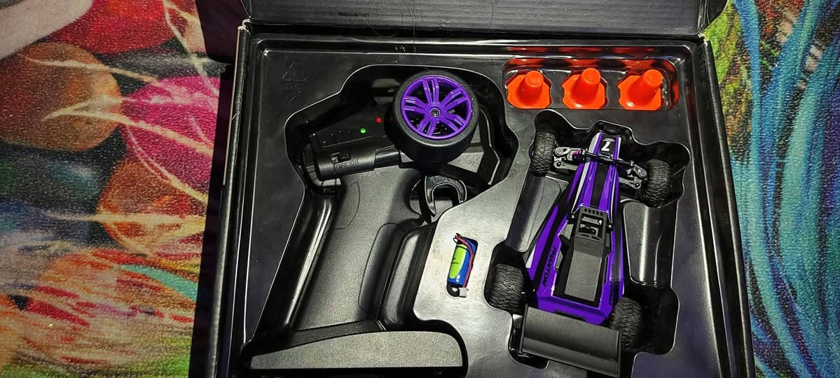 احترافية حجم 1/32 جديدة غير مستخدمة
كاملة ملحقات بطاريتين يجي وياهة
السعر 35 شامل التوصيل لكل محافظات العراق


**إذا كنت صاحب هذا الإعلان وتريد حذفه لأي سبب، رجاءا أرسل رسالة إلى الدعم الفني**