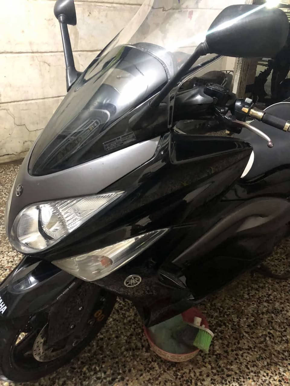 السلام عليكم 
تي ماكس 500
للبيع الدراجه
مكفوله المكينه ناعمه بلادي مامفتوح
الدراجه بيها حاليا حادث صفحه يسره بس كفرات مامضرر اي شي
دراجه اي بي اس ماشيه 38 الف
رقمي ***********
سعر خاص 
مكاني مدينه الصدر
