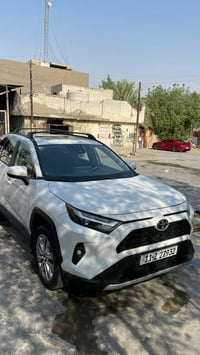 للبيع | تويوتا راف فور XLE Premium 2023 مواصفات البريميوم معروفه السيا...