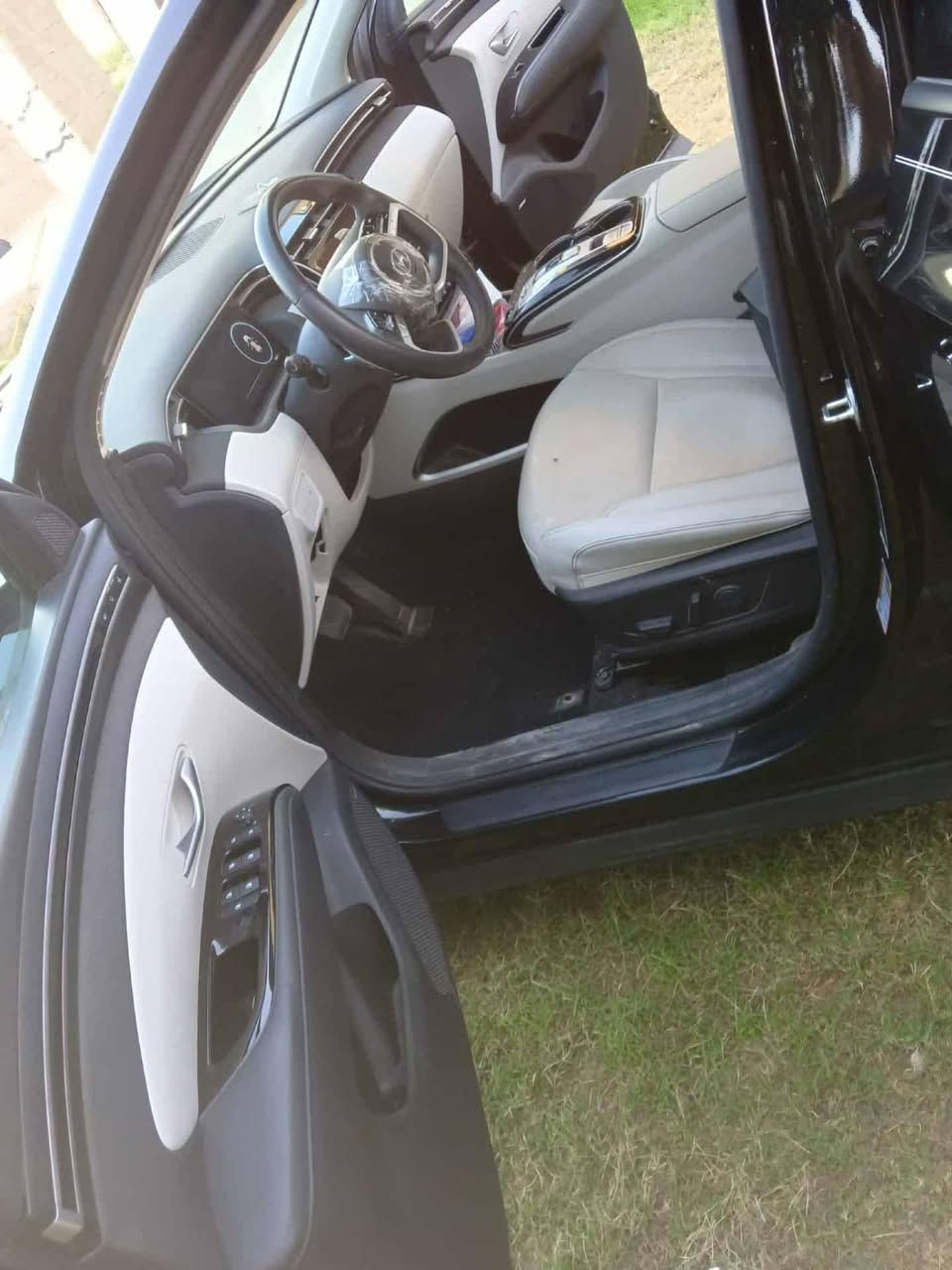 السلام عليكم 24 Vib
بنيد فقط ..195
بيع او مراوس 
رقم بغداد باسمي 
*********** مكلف ب النشر
