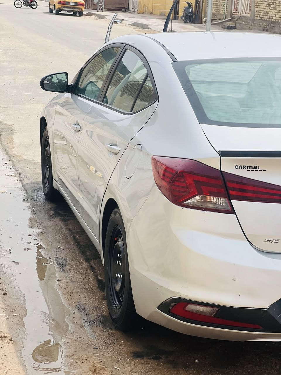 سلام عليكم النتره ٢٠١٩ سياره جهزه من كلشي رقم معوقين بعد ٣اشهر تصير حره وكاله عمامه انه أدور سياره حدثه بنيد وجملغ أبيع أو مروس  السعر ١٣٠ وبيه مجال ***********
