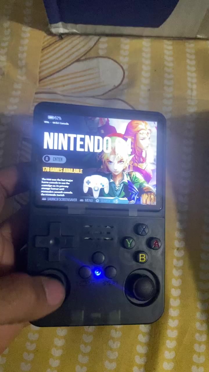 للبيع: جهاز الألعاب المحمول R36S - جيل الطيبين مطوّر شاشة خرافية: شاشة IPS مقاس 3.5 بوصة بدقة 640×480 (ألوان زاهية ووضوح عالي من كل الزوايا).
مكتبة ألعاب ضخمة: يحتوي على أكثر من 15,000 لعبة جاهزة (ببسي مان، ماريو، تيكن 3، كراش، وغيرها الكثير).
محاكاة قوية: يشغل ألعابpsp السعر ٥٠ الف للتواصل خاص


**إذا كنت صاحب هذا الإعلان وتريد حذفه لأي سبب، رجاءا أرسل رسالة إلى الدعم الفني**